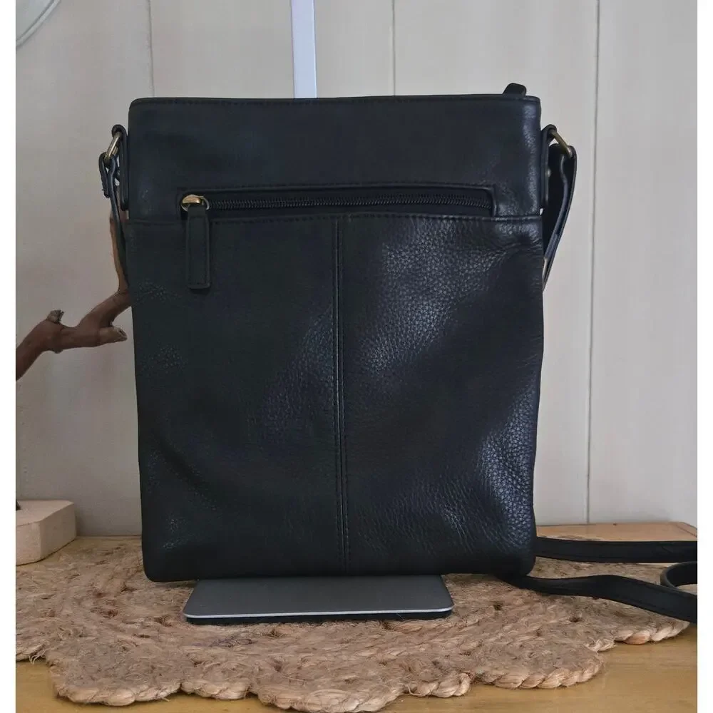 MARGOT VTG Black Leather Crossbody Ladies Shoulder Bag